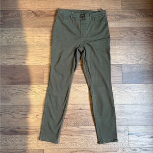 Uniqlo heat tech extra stretch high rise women’s olive leggings - L